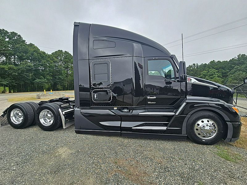 2023 Kenworth T680 Semi Trucks For Sale | 1000+ Available