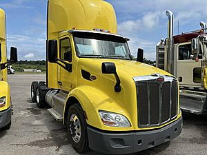 Used Peterbilt Semi Trucks For Sale in Illinois | Page 4