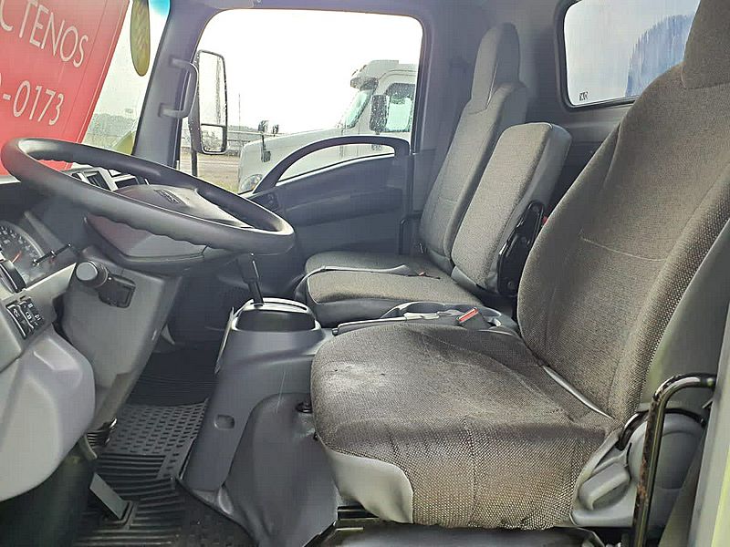 2019 Isuzu NRR