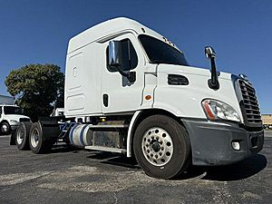 2019 Freightliner CA11364SLP - Sleeper Truck