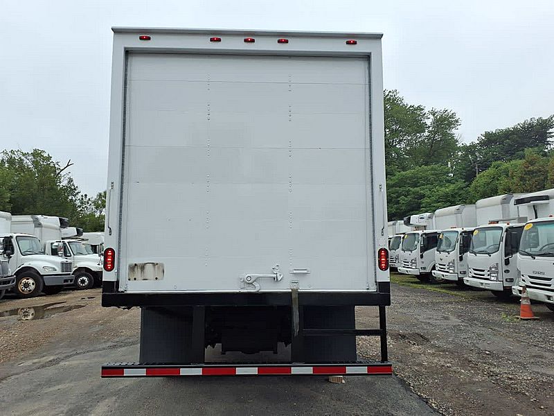 2018 Hino 195