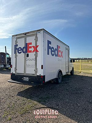2022 Ford E350