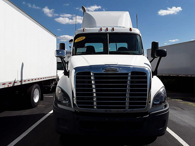 2020 Freightliner CASCADIA 125
