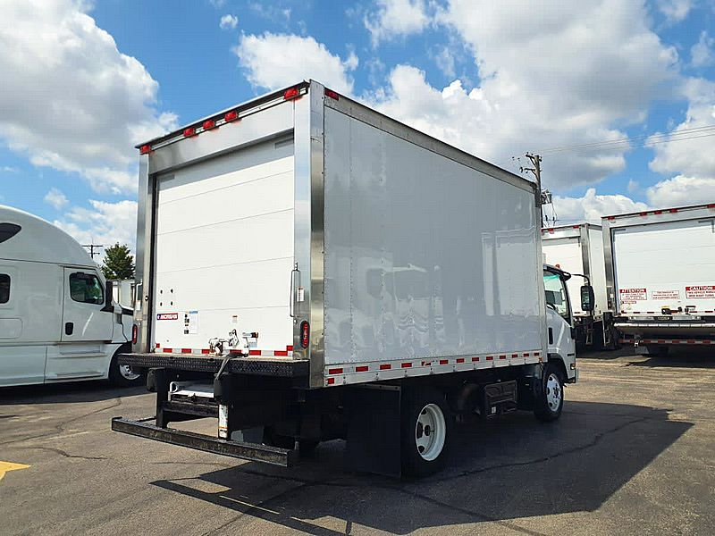 2019 Isuzu NRR