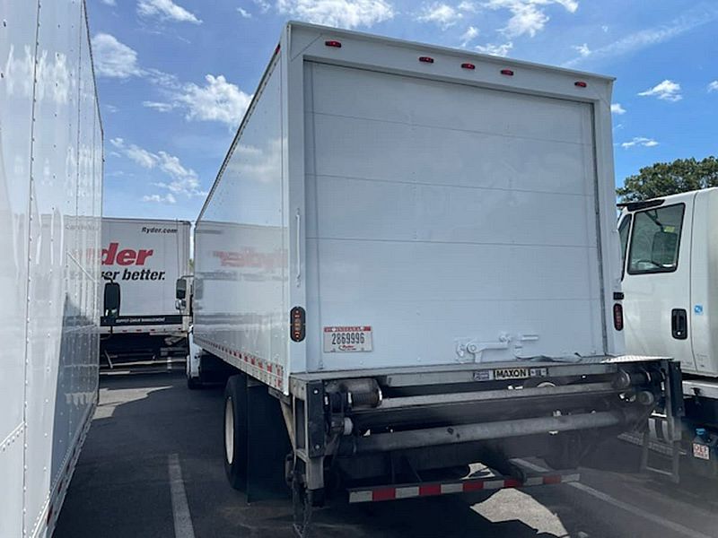 2019 Freightliner M2 106