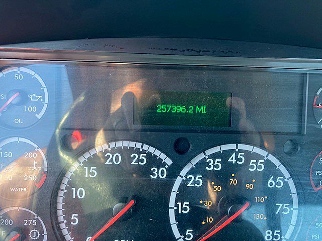 2016 Freightliner 114SD