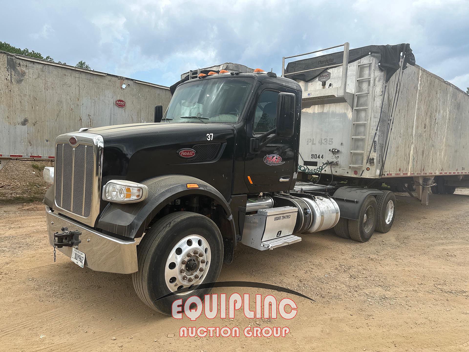 2020-peterbilt-567.1.jpg