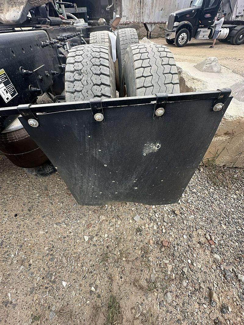 2021 Peterbilt 567