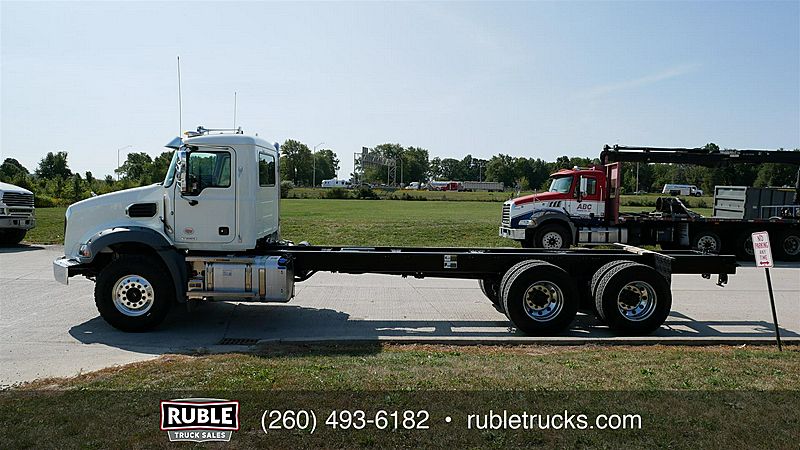 2026 Mack GR64B