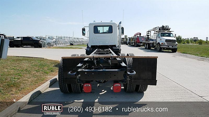 2026 Mack GR64B