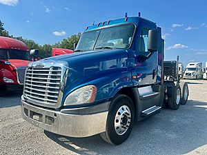 2017 Freightliner Cascadia 125 - Daycab 2017 Freightliner Cascadia 125 - Daycab