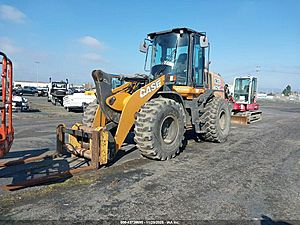 2017 Case 621G