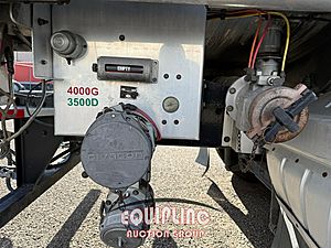 2011 Peterbilt 384