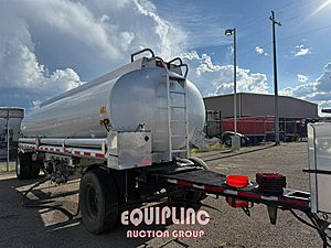 2011 Peterbilt 384