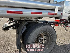 2011 Peterbilt 384