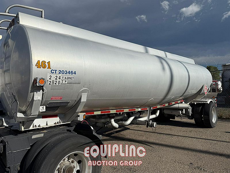 2011 Peterbilt 384