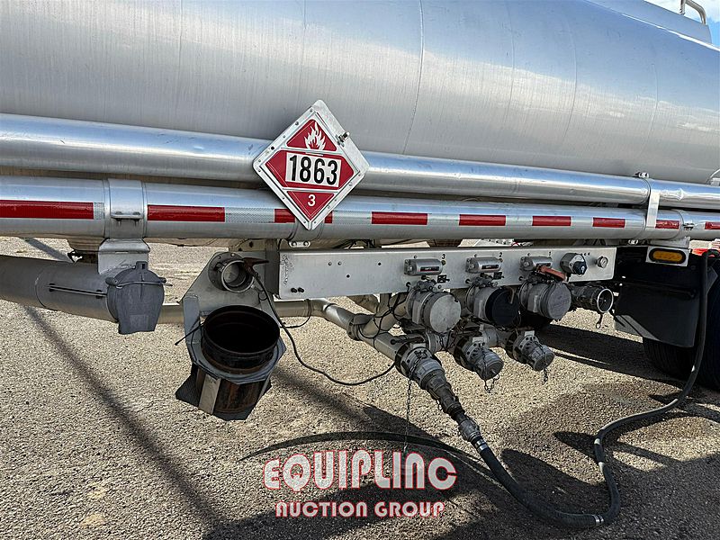 2011 Peterbilt 384