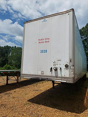 2013 Hyundai Dry Van - Dry Van