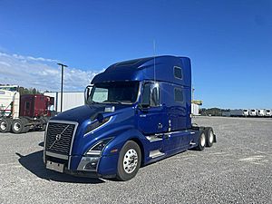 2020 Volvo VNL860 - Sleeper Truck