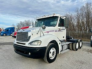 2006 Freightliner Columbia - 120 - Daycab