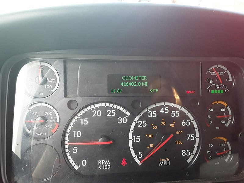 2021 Freightliner M2 106