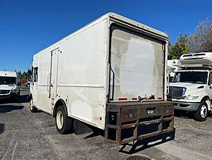 2017 Freightliner MT55