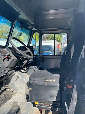 2017 Freightliner MT55