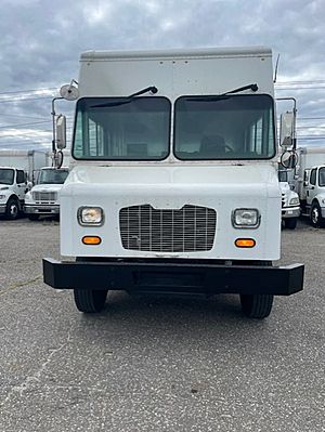 2017 Freightliner MT55 - Day Cab