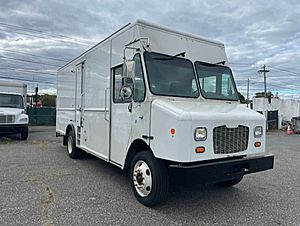 2017 Freightliner MT55 - Day Cab