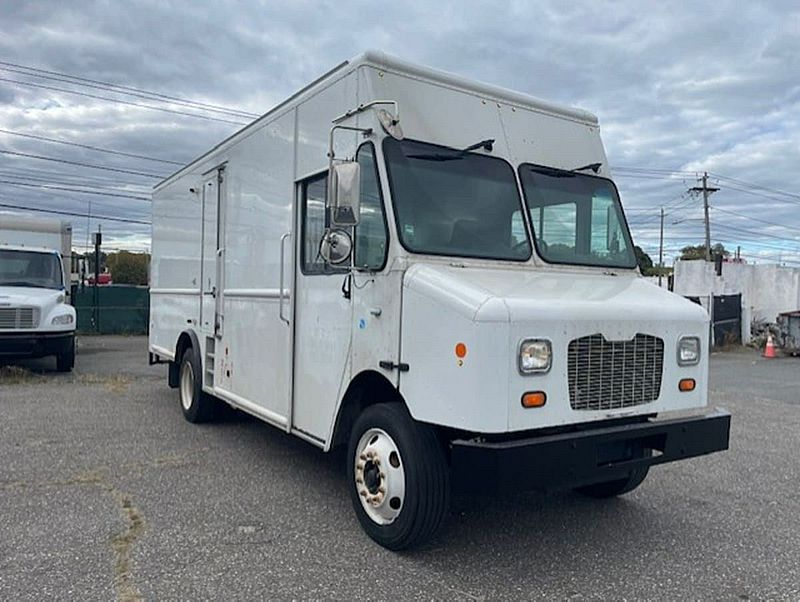 2017 Freightliner MT55