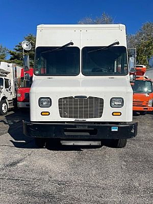 2017 Freightliner MT55
