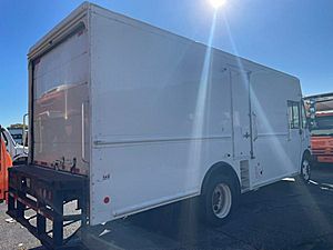 2017 Freightliner MT55