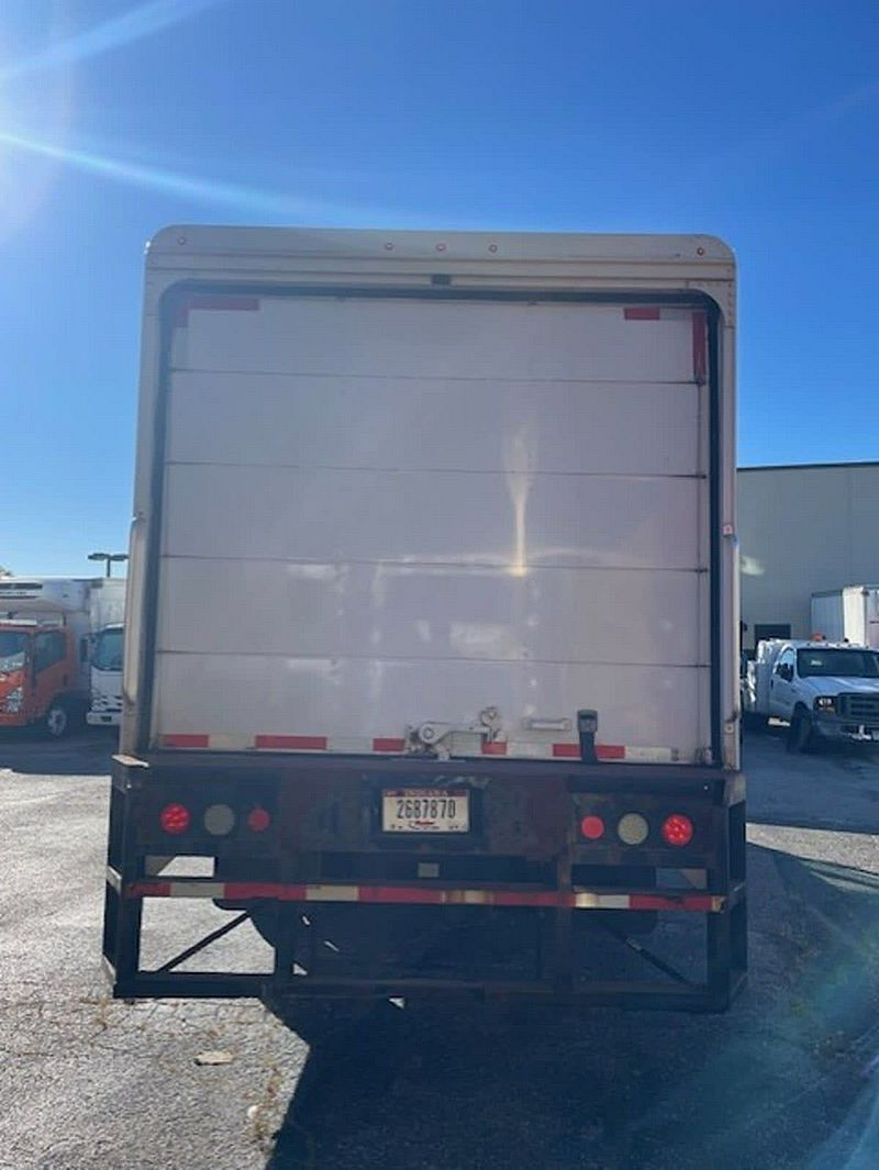 2017 Freightliner MT55