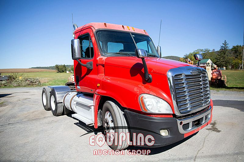 2011 Freightliner CASCADIA