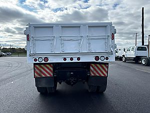2006 GMC C8