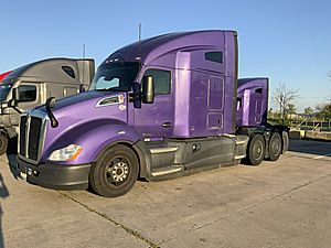2022 Kenworth T680 - Sleeper Truck