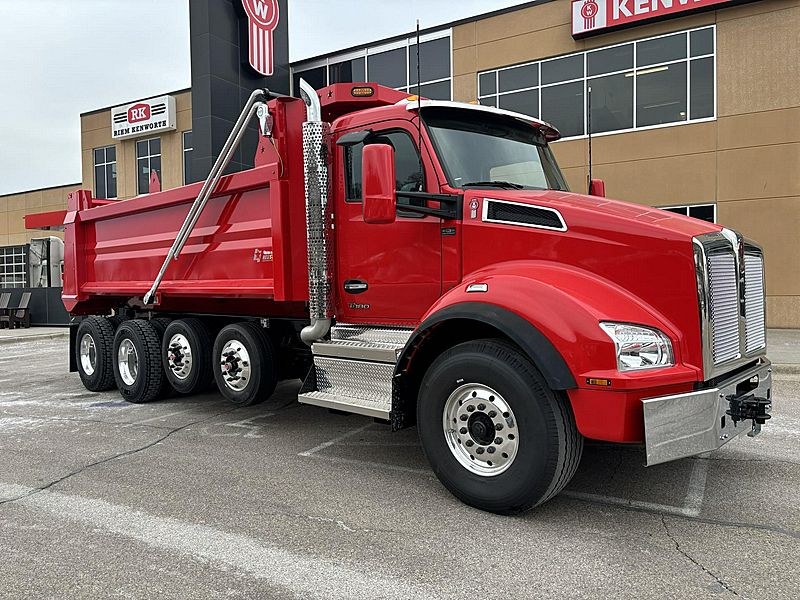 2026 Kenworth T880