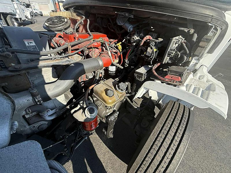 2015 Freightliner M2