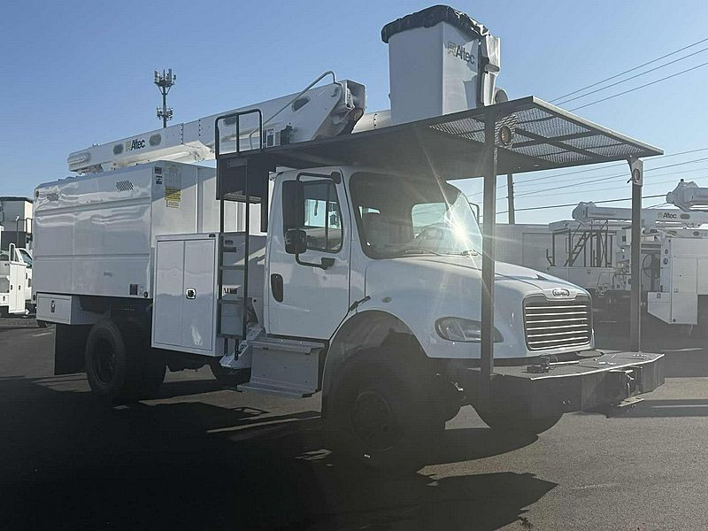 2015 Freightliner M2