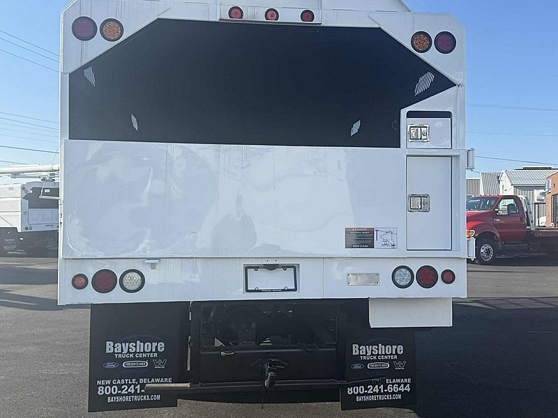 2015 Freightliner M2