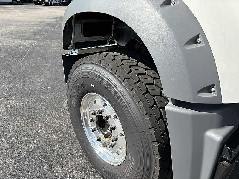2026 Mack GR64F