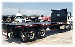 2026 PEAK FABRICATION 16ft Flatbed - Build to Order - Equipment