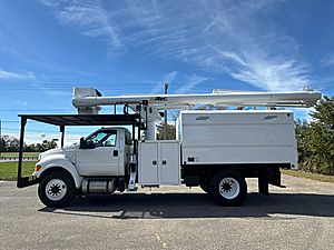 2015 Ford F-750 - Bucket Truck 2015 Ford F-750 - Bucket Truck