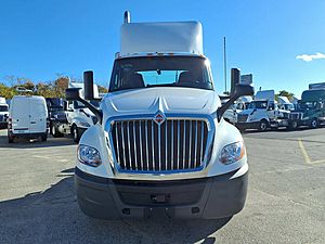 2021 International LT625