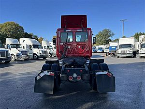 2019 Freightliner CASCADIA 113