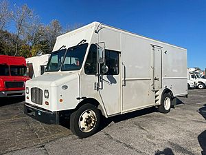 2017 Freightliner MT55