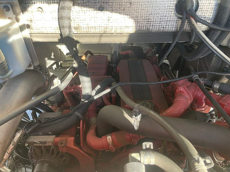 2017 Freightliner MT55