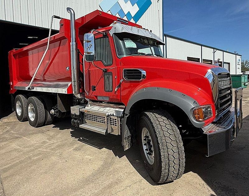 2026 Mack GR64F