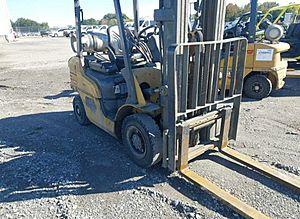 2022 Caterpillar GP25N - High-Capacity Forklift