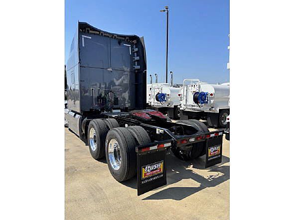 2026 Peterbilt 579